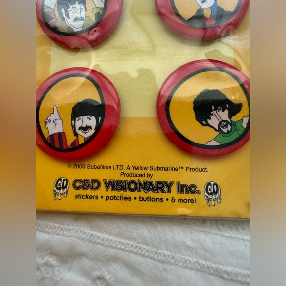 The Beatles Yellow Submarine Pins - Picture 4 of 4